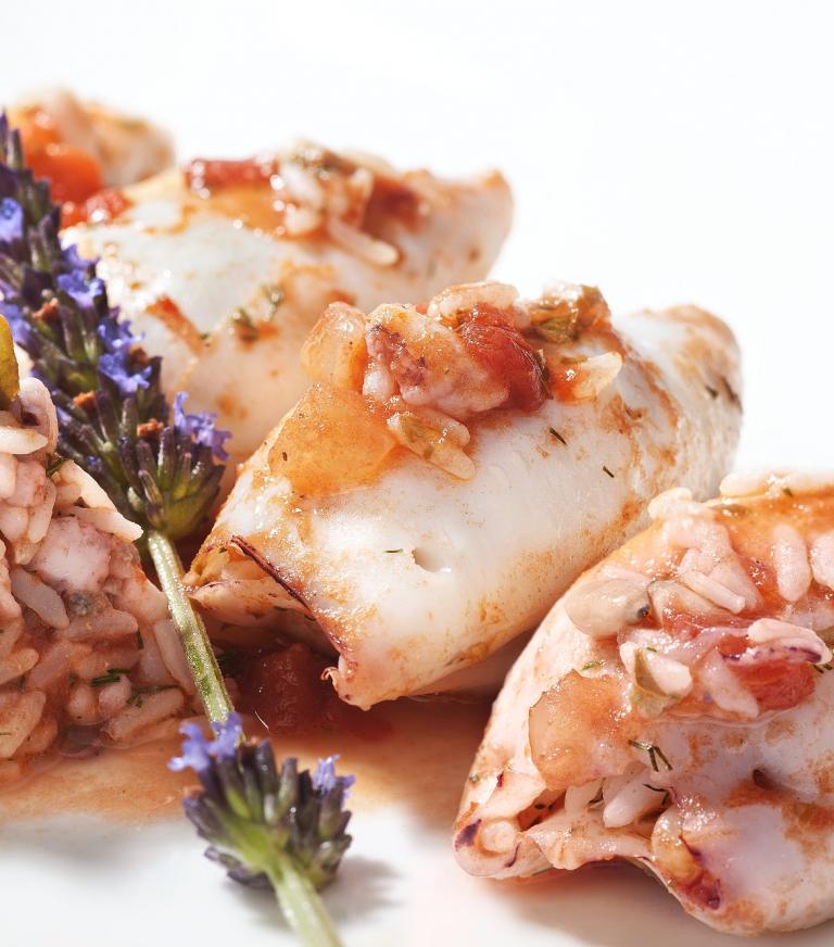 Stuffed Calamari with pine nuts and raisins